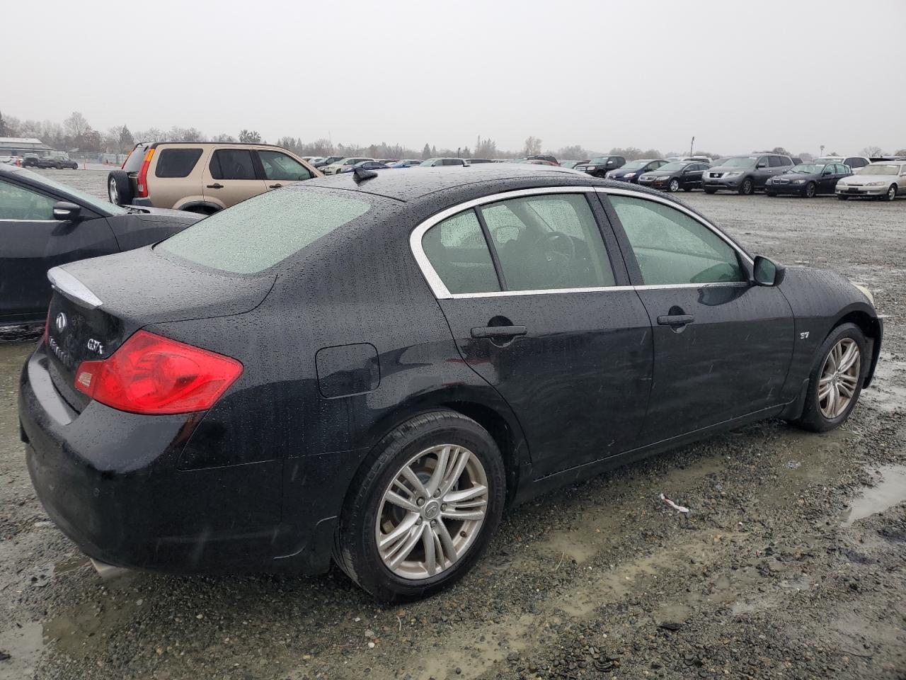 2012 Infiniti G - Image 3