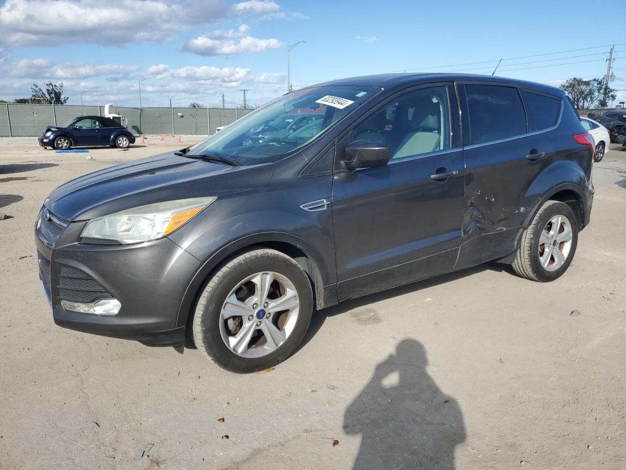 VIN 1FMCU0GX4FUB56933 2015 FORD ESCAPE no.1