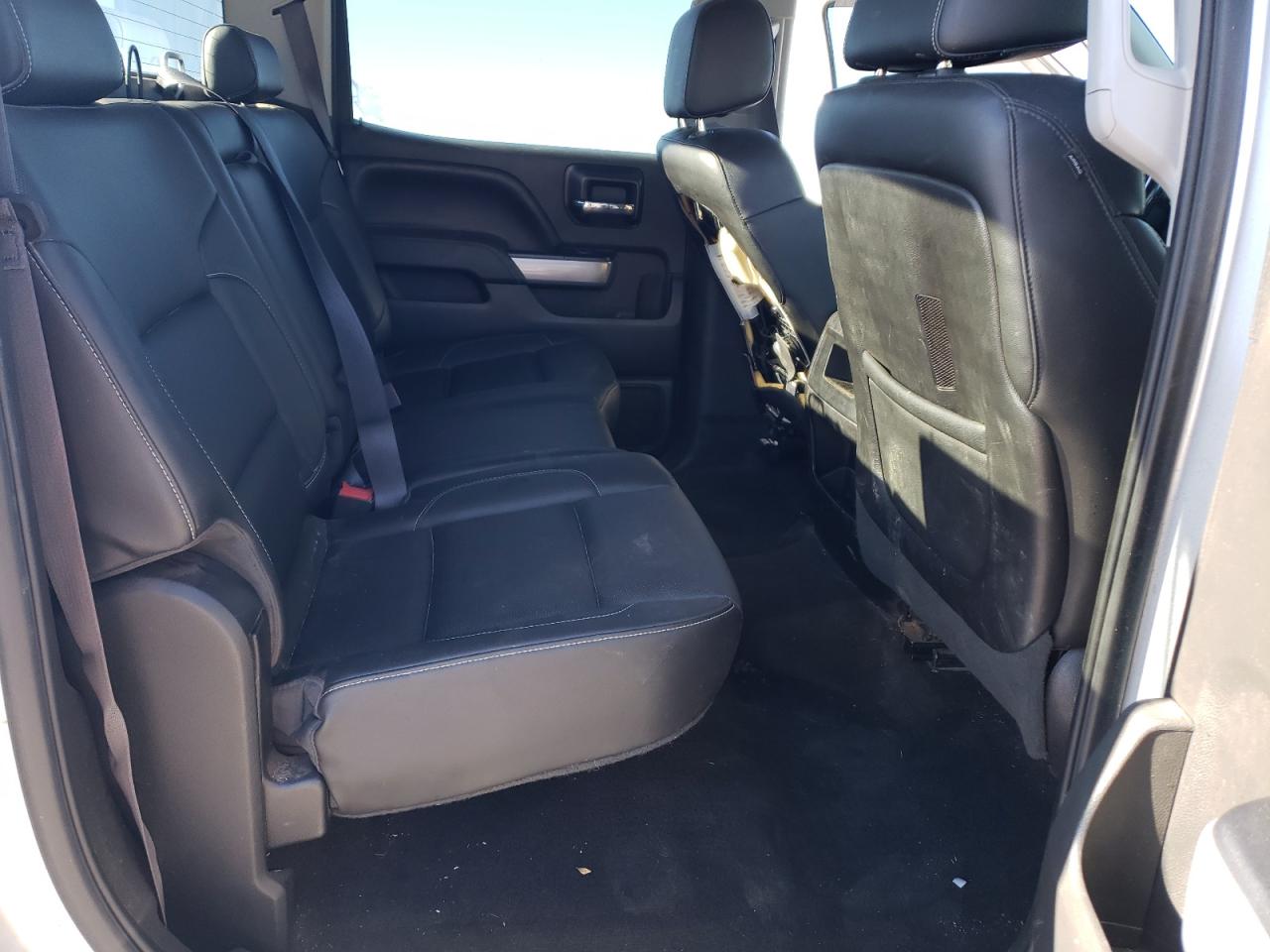 2014 Chevrolet Silverado - Image 11