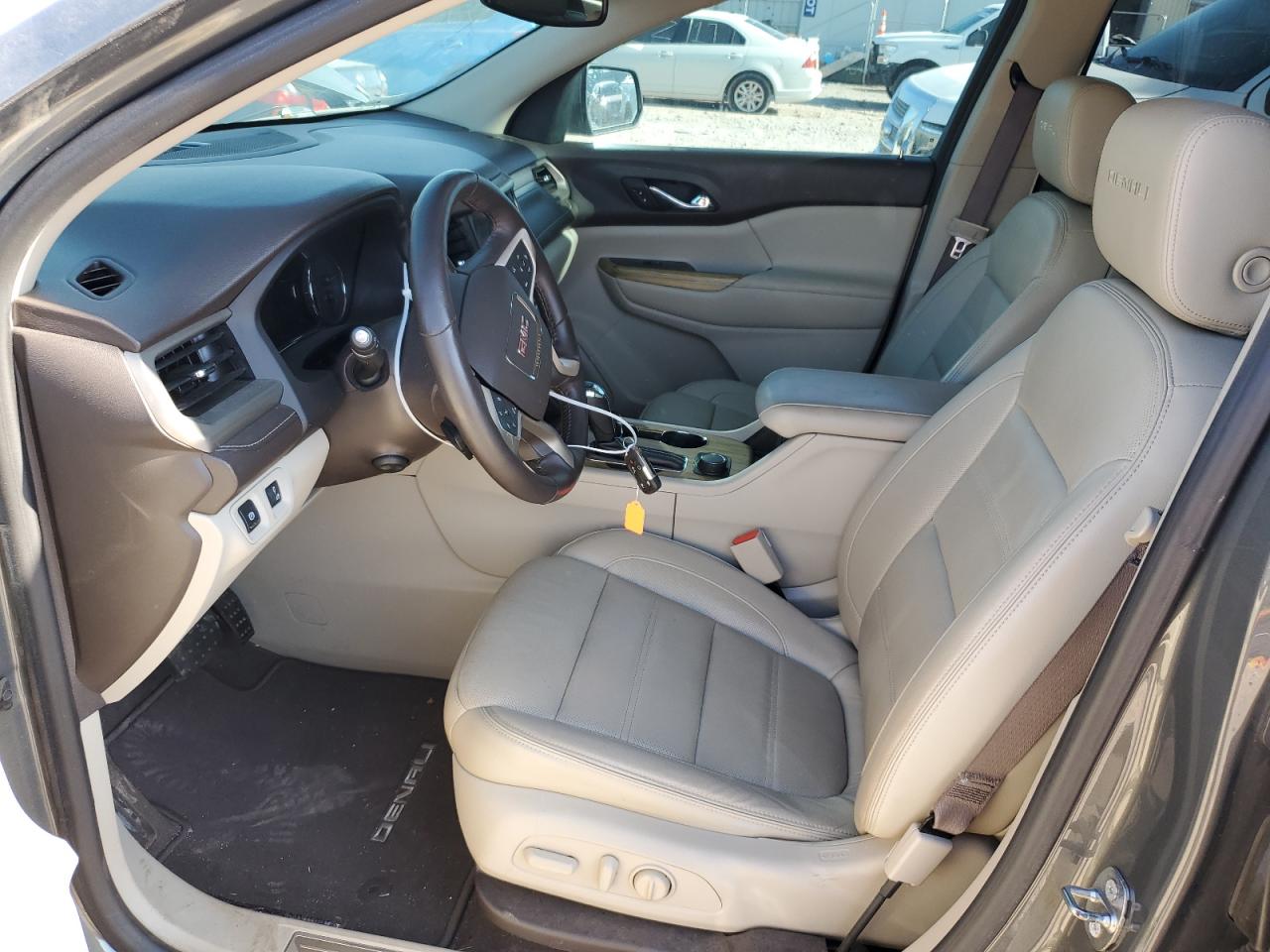 2017 GMC Acadia - Image 7