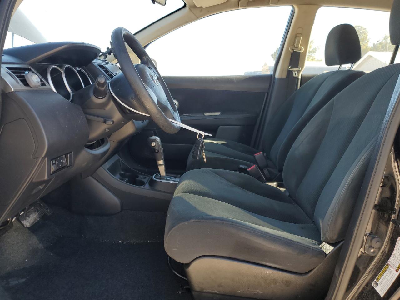 2011 Nissan Versa - Image 7