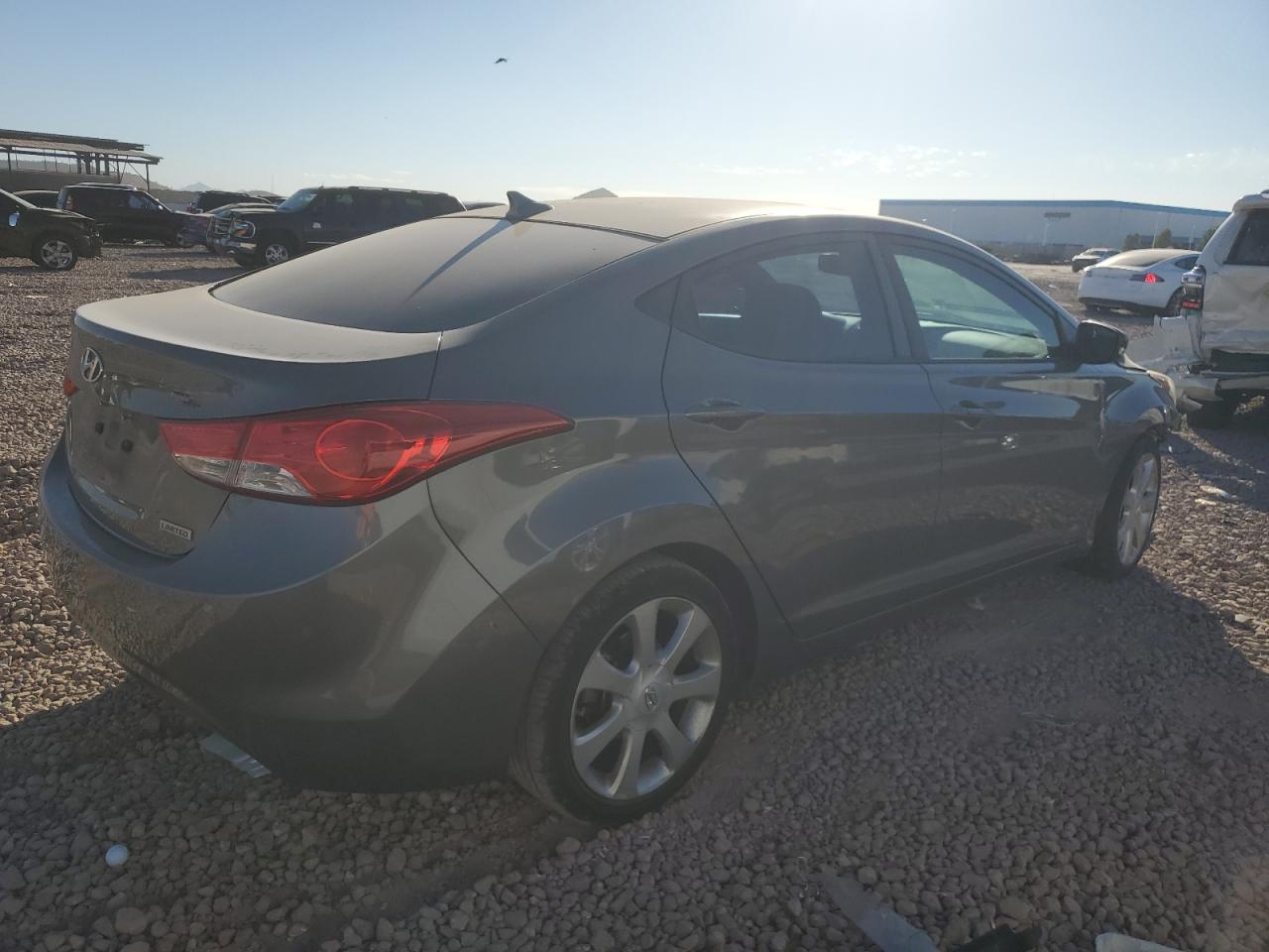 VIN 5NPDH4AEXDH424810 2013 HYUNDAI ELANTRA no.3