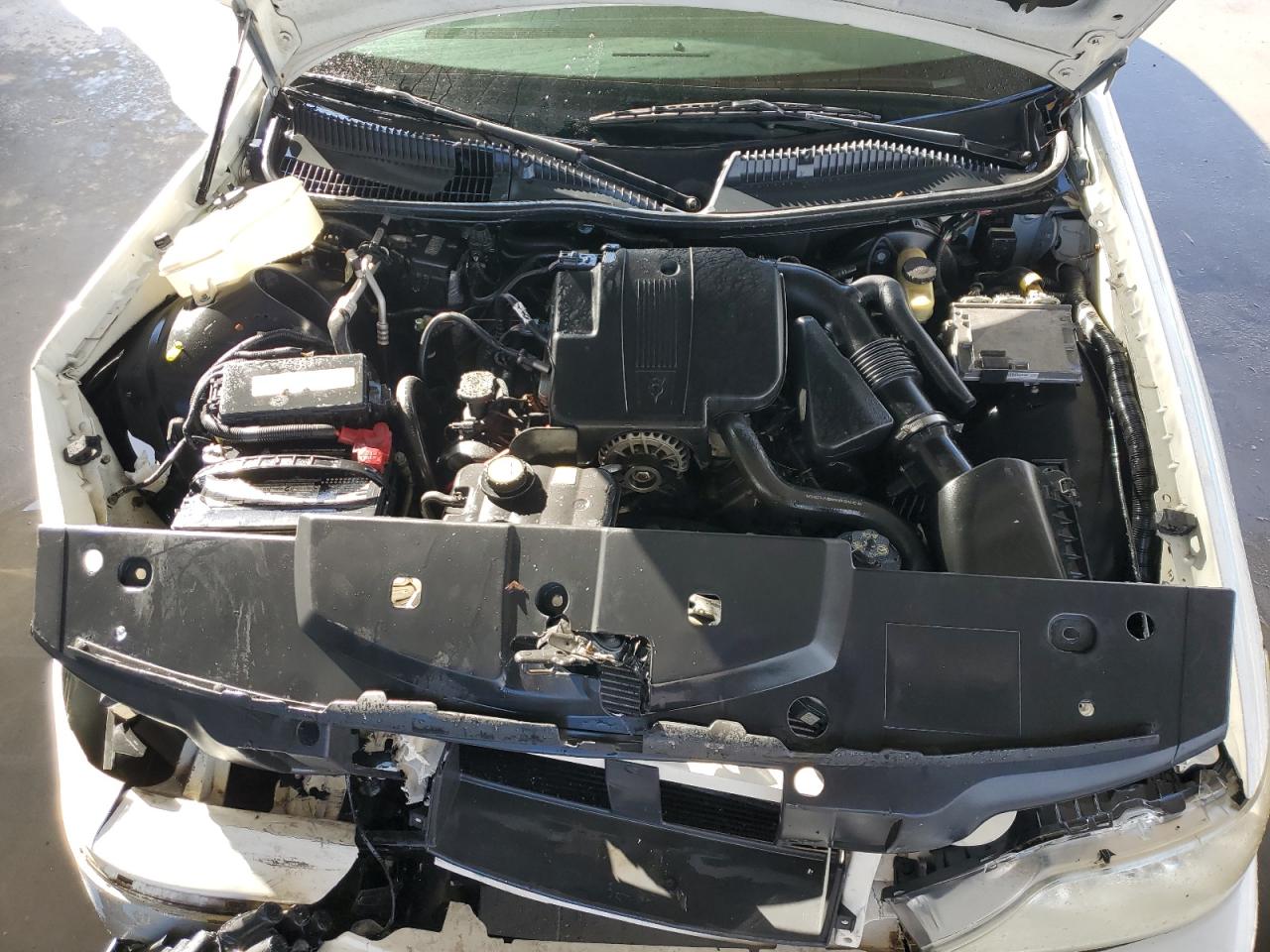 2005 Lincoln Town Car - Image 11