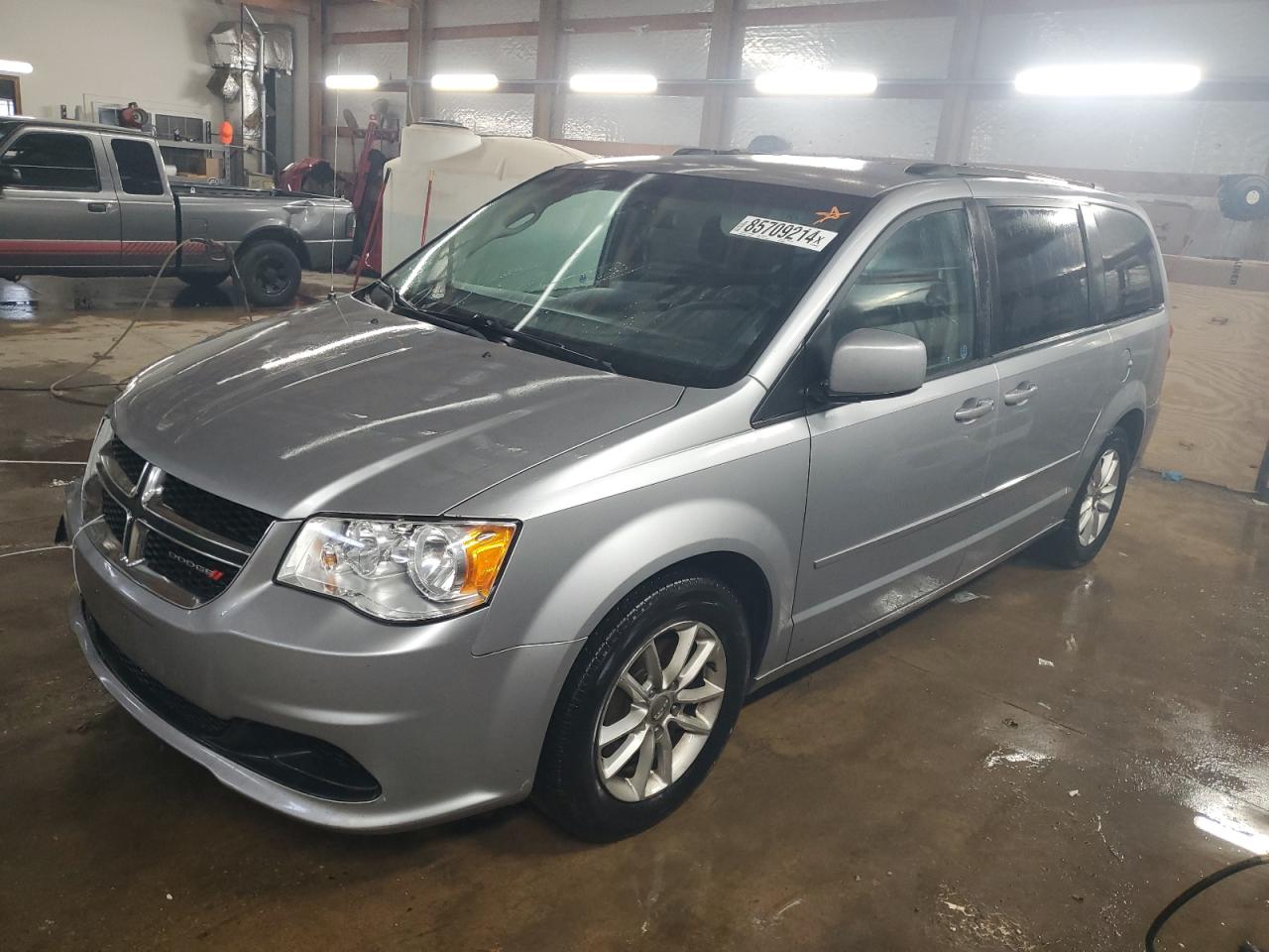 VIN 2C4RDGCGXGR363449 2016 DODGE CARAVAN no.1