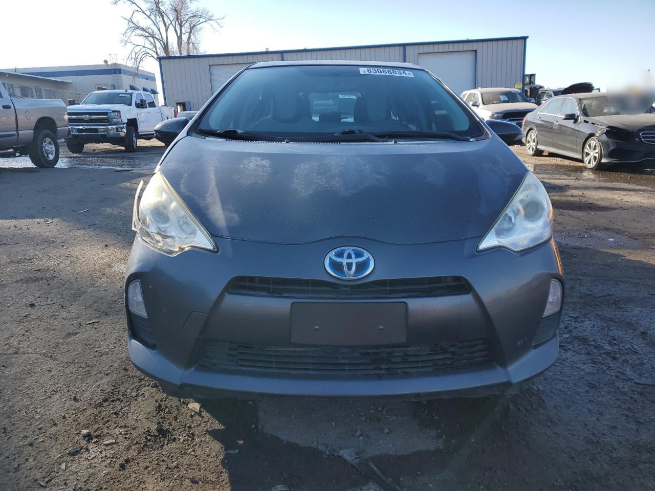 VIN JTDKDTB31E1575344 2014 TOYOTA PRIUS no.5