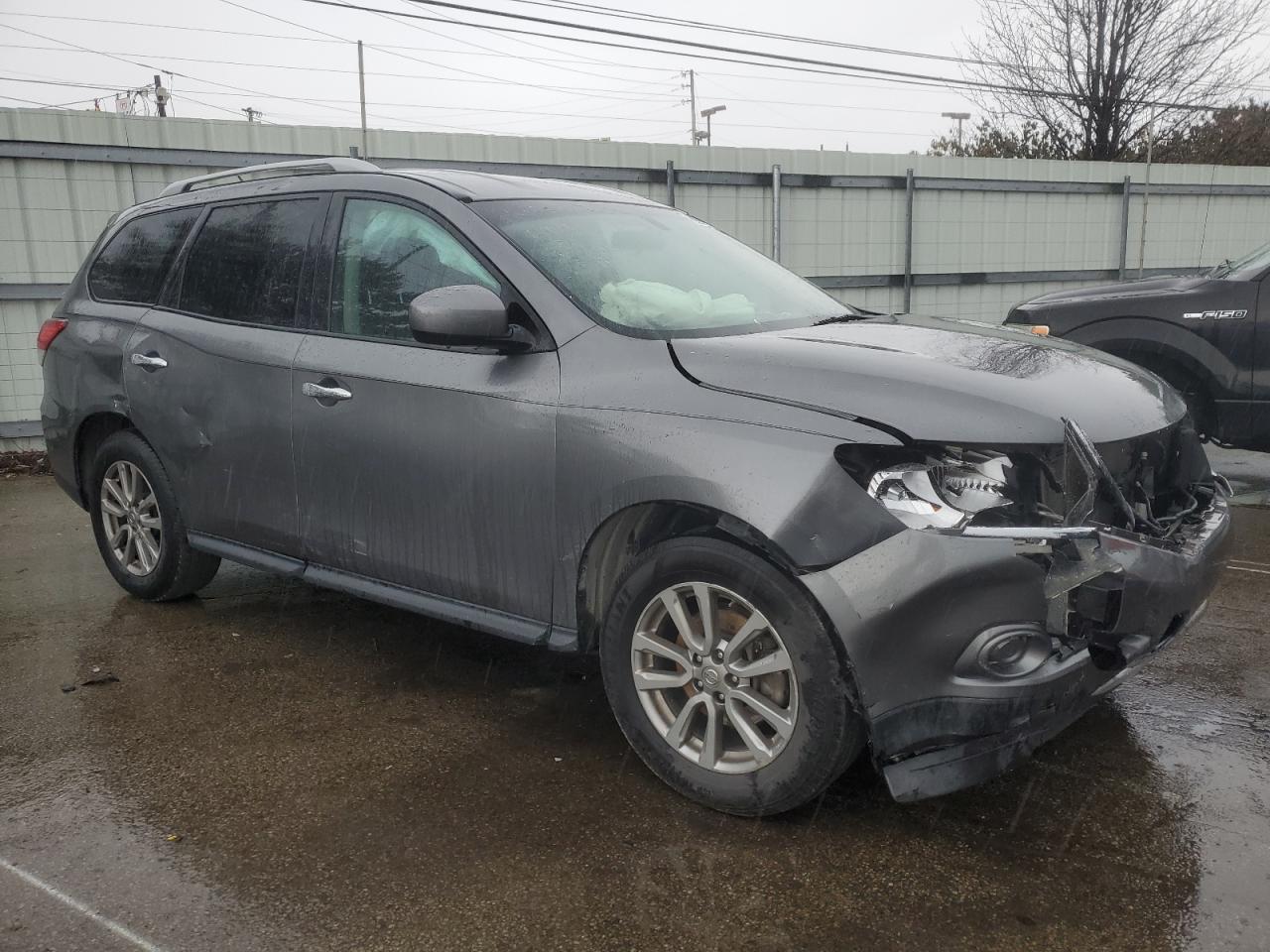 2016 Nissan Pathfinder - Image 4