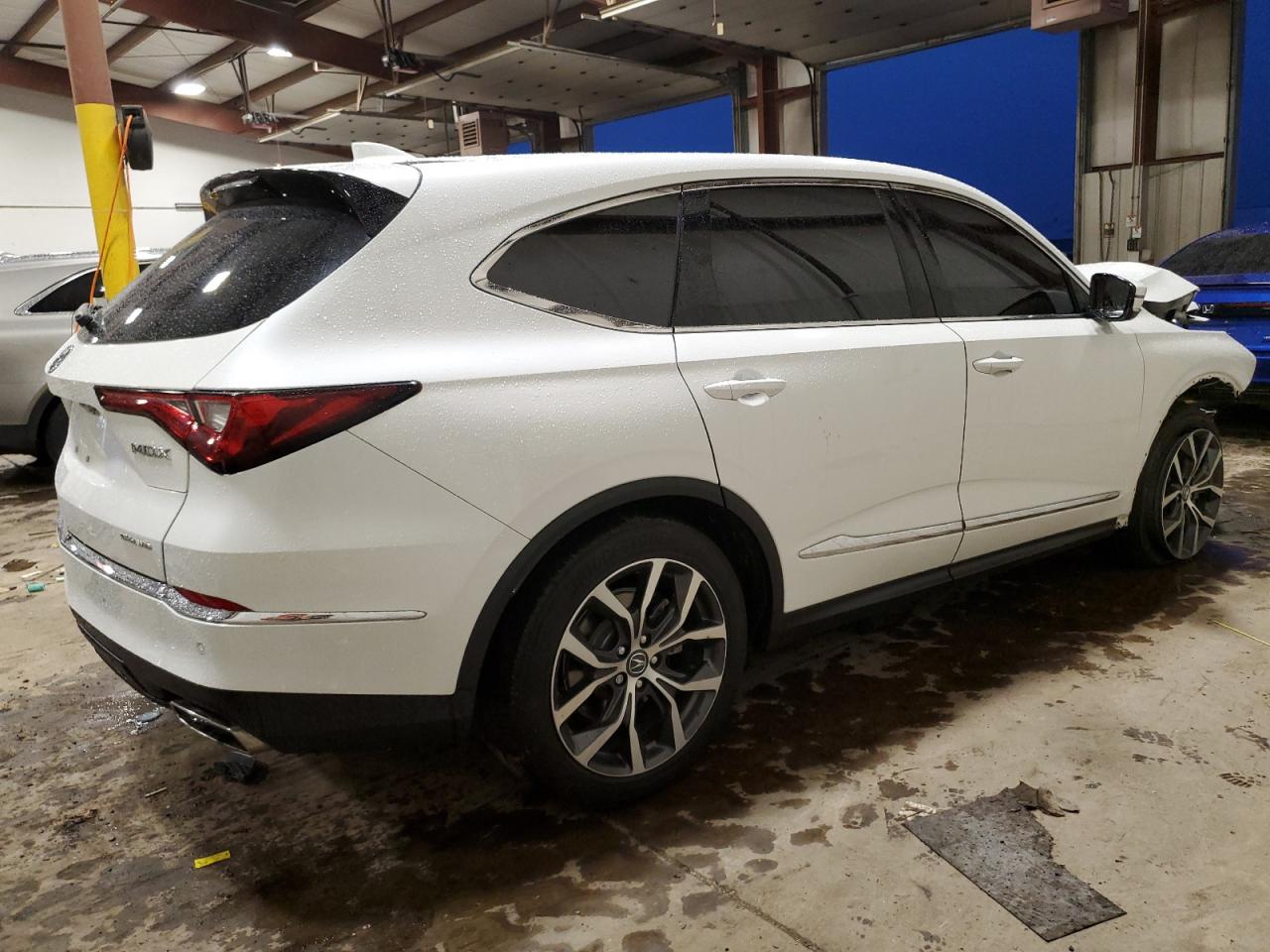 VIN 5J8YE1H47NL015586 2022 ACURA MDX no.3