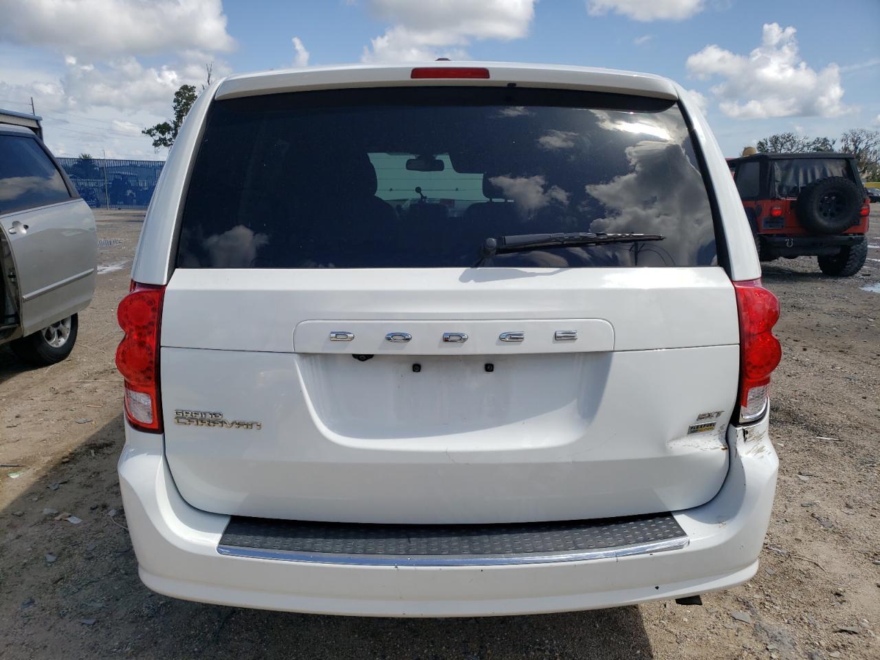 VIN 2C4RDGCG8KR799919 2019 DODGE CARAVAN no.6