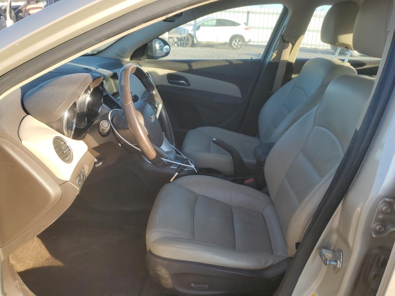 2014 Chevrolet Cruze - Image 7