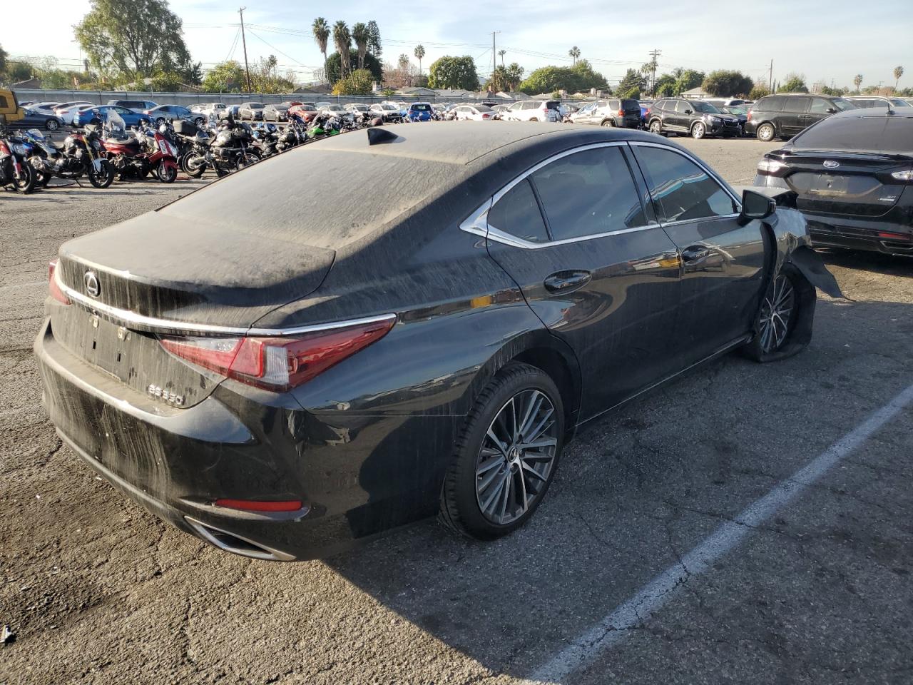 VIN 58ADZ1B17NU136178 2022 LEXUS ES350 no.3