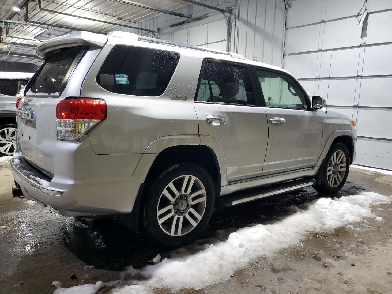 VIN JTEBU5JR6D5112863 2013 TOYOTA 4RUNNER no.3