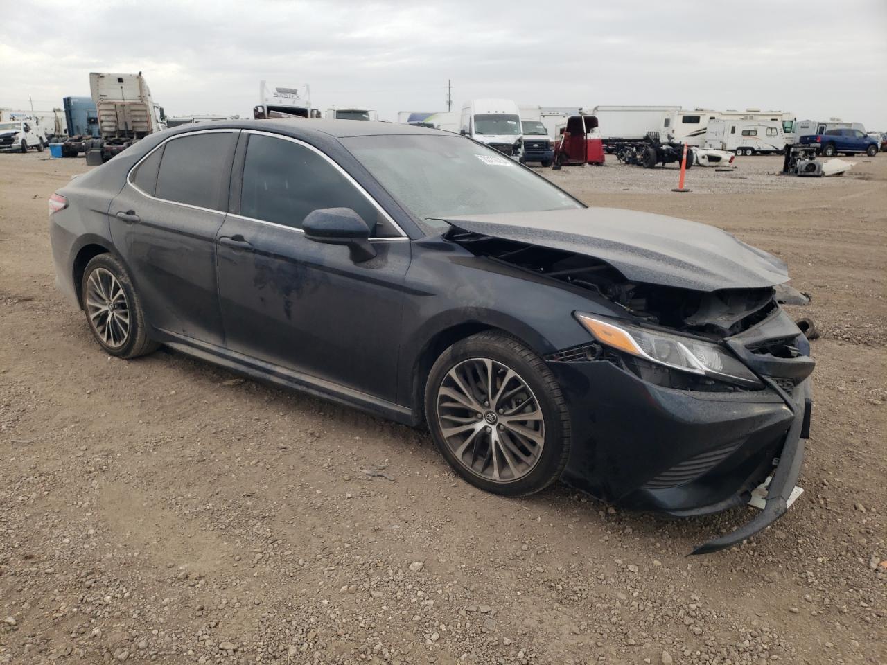 2018 Toyota Camry - Image 4