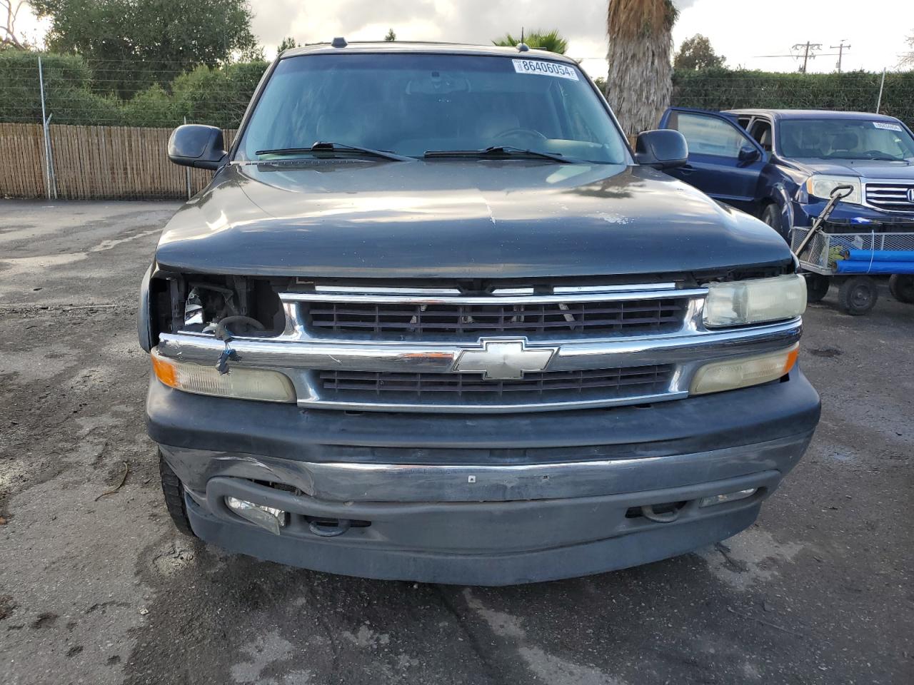 2005 Chevrolet Suburban - Image 5