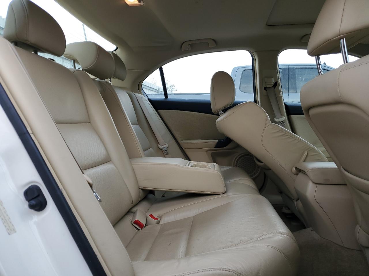 2010 Acura TSX - Image 10