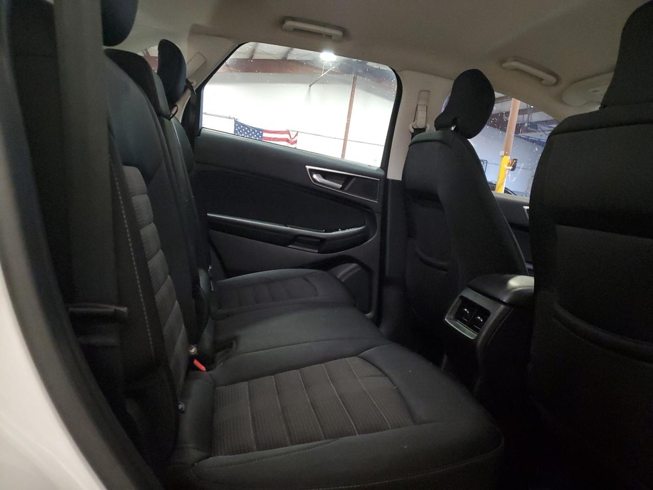 2017 Ford Edge - Image 11