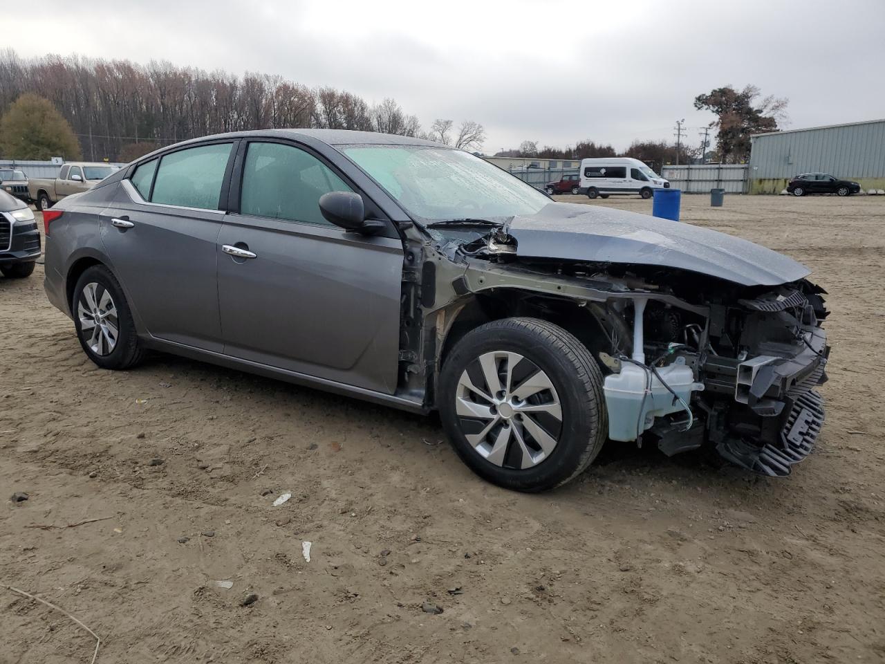 2024 Nissan Altima - Image 4
