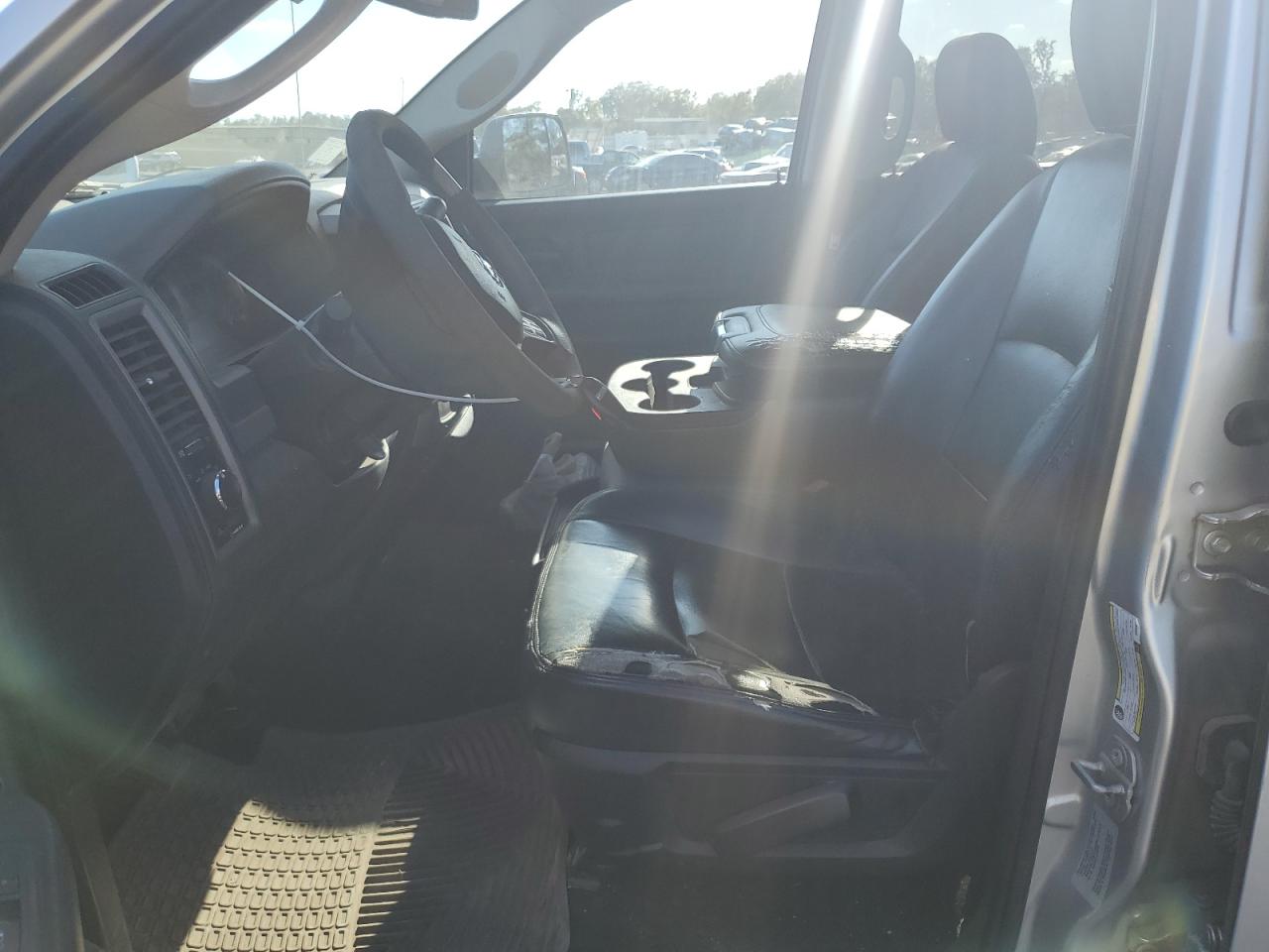 2016 RAM 2500 - Image 7