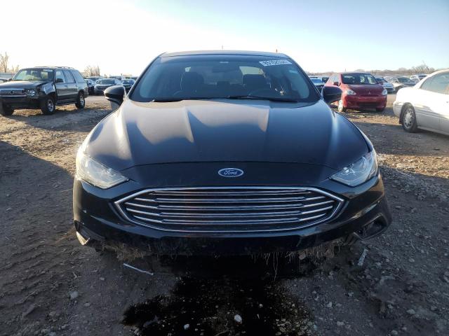  FORD FUSION 2017 Czarny