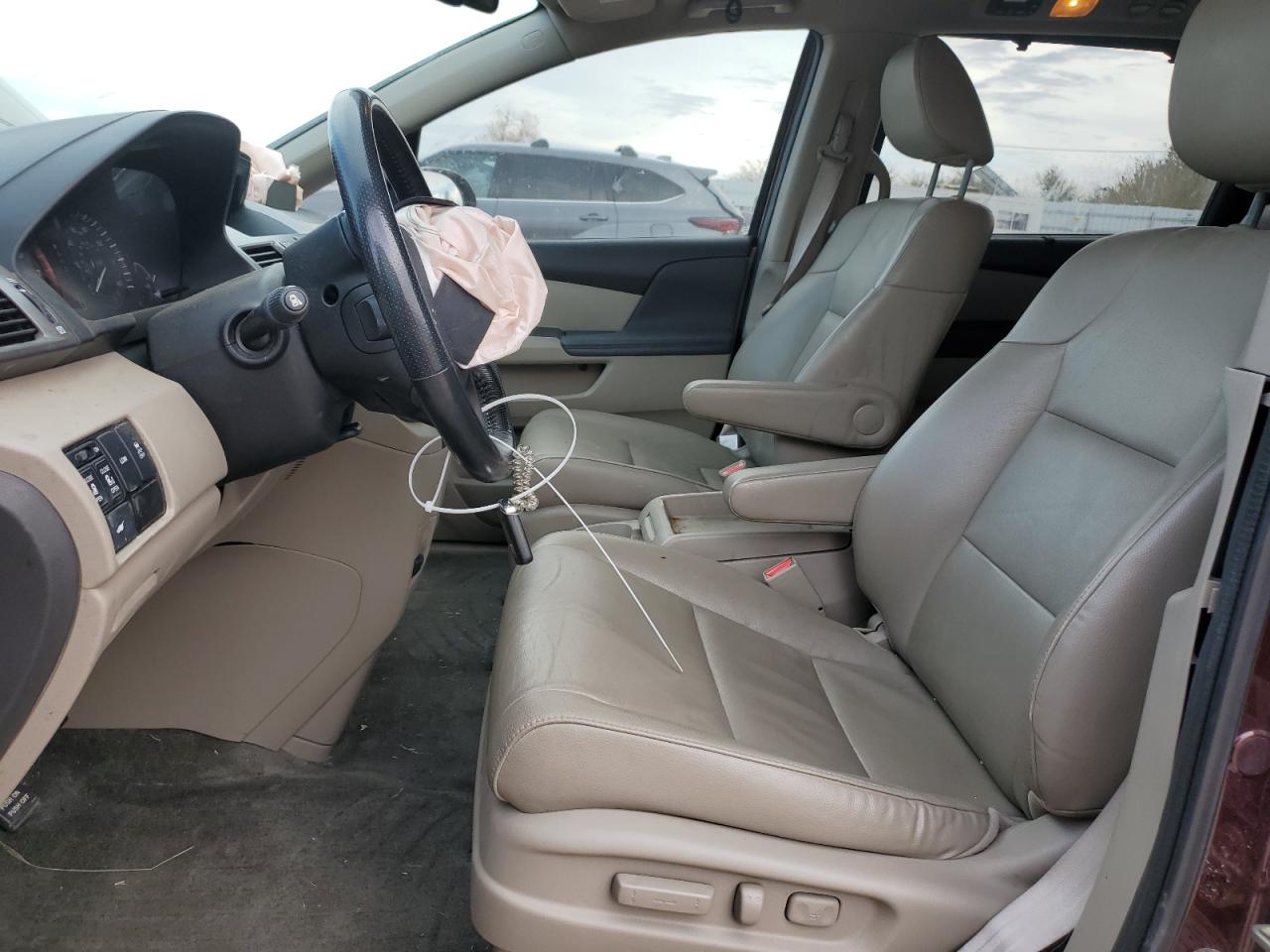 2015 Honda Odyssey - Image 7