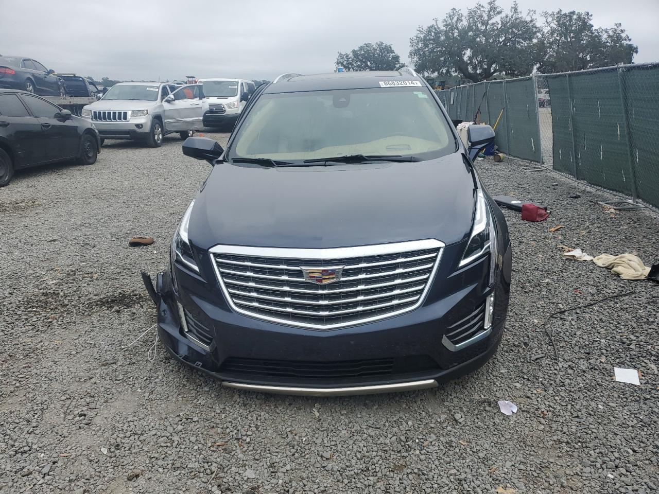 VIN 1GYKNGRSXJZ149529 2018 CADILLAC XT5 no.5