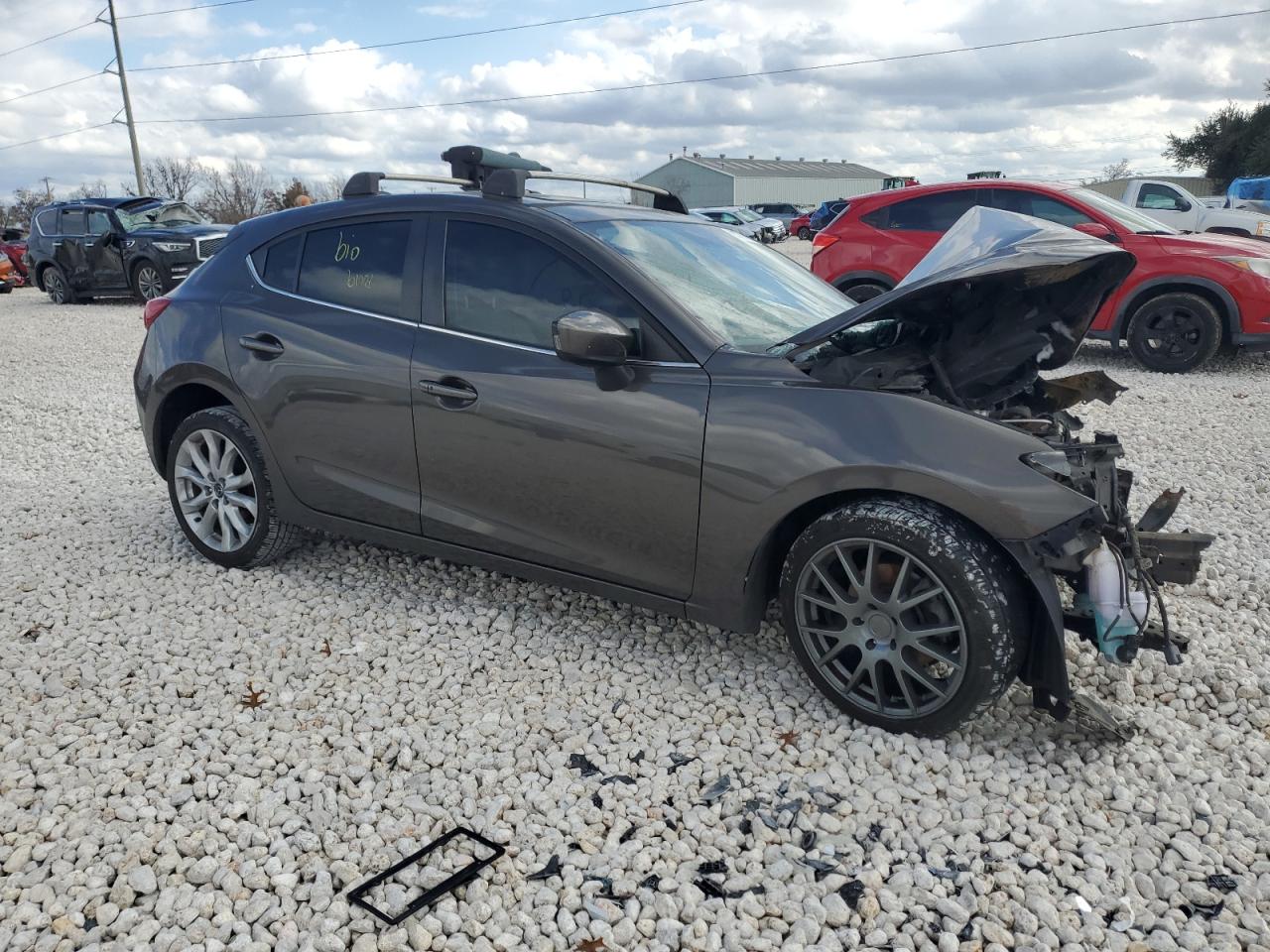 2015 Mazda 3 - Image 4