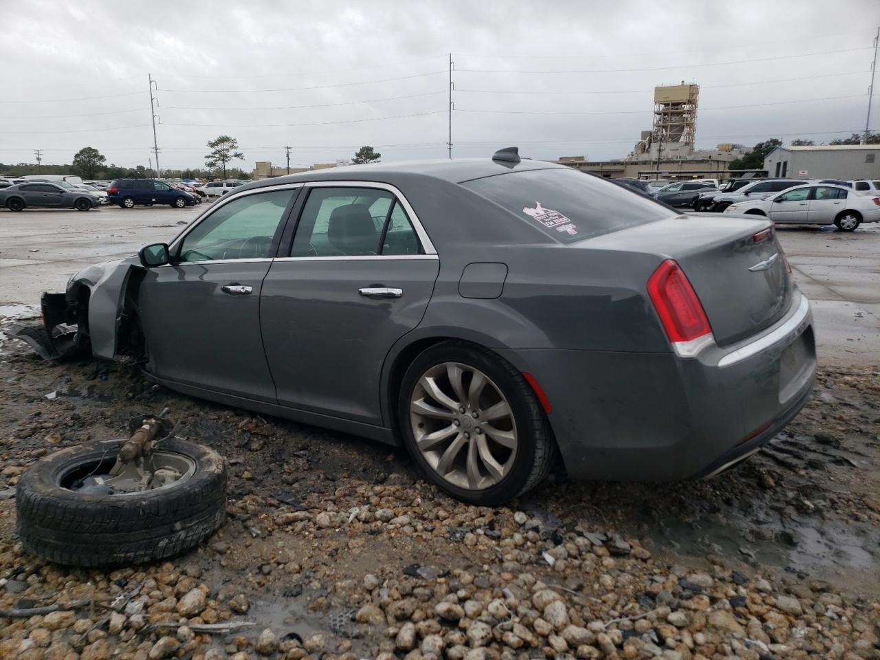 2019 Chrysler 300 - Image 2