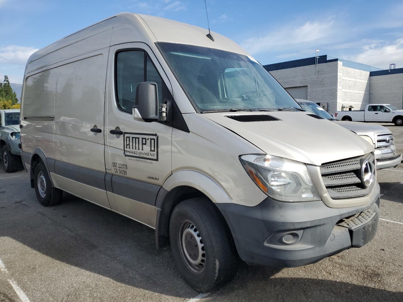 VIN WD3PE7CC1E5928306 2014 MERCEDES-BENZ SPRINTER no.4