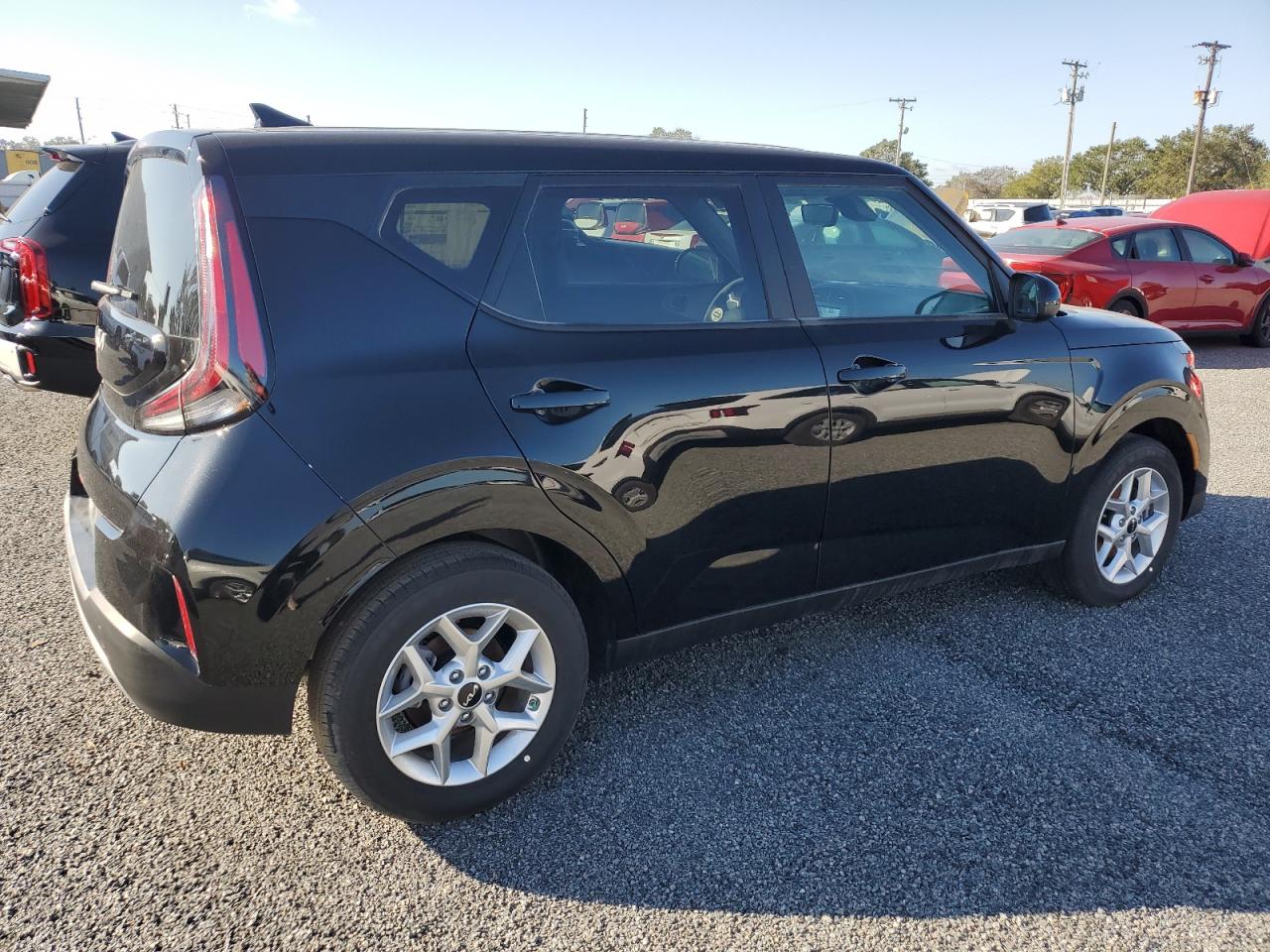 VIN KNDJ23AU0S7925664 2025 KIA SOUL no.3