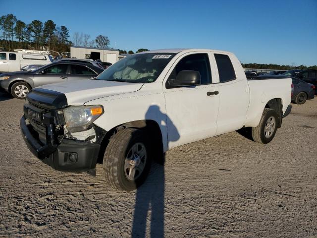 Пікапи TOYOTA TUNDRA 2015 Білий