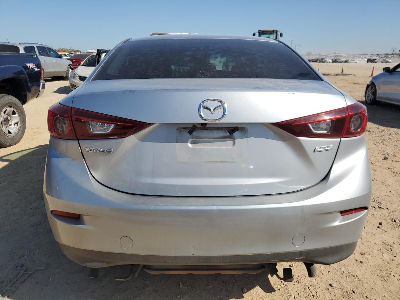 2017 Mazda 3 - Image 6