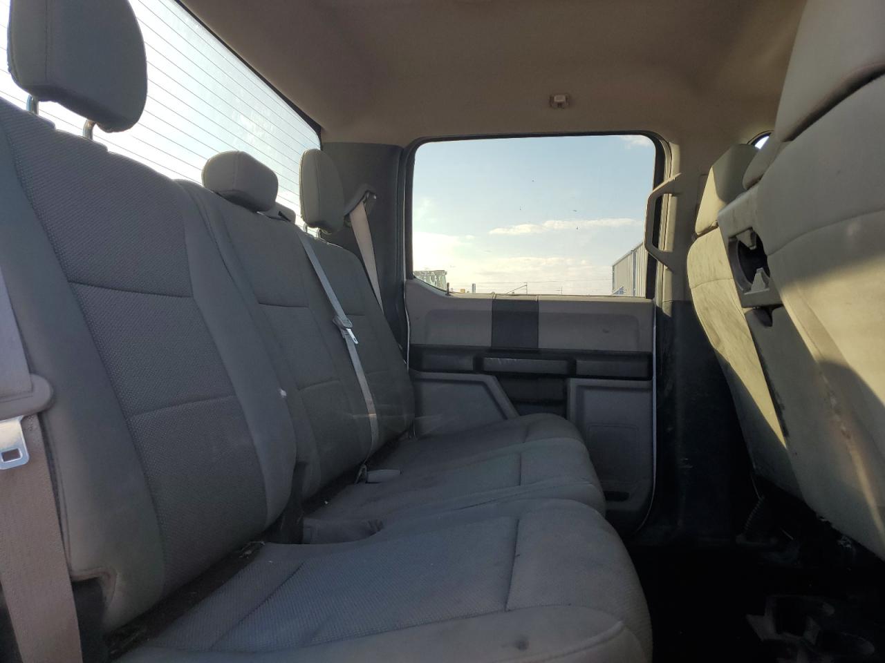 2019 Ford F350 - Image 10