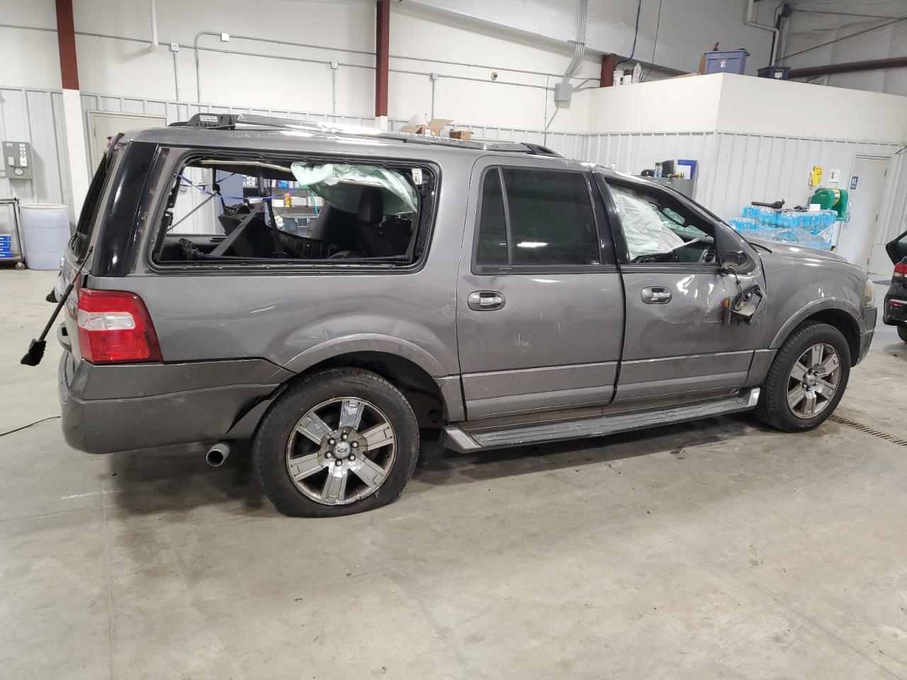 2010 Ford Expedition - Image 3