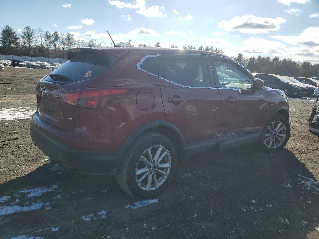 2019 Nissan Rogue - Image 3