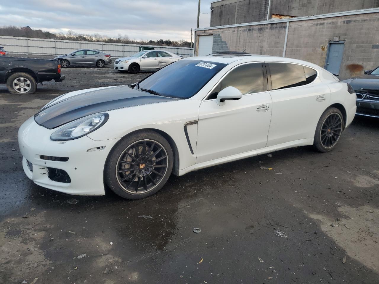 2014 Porsche Panamera - Image 1