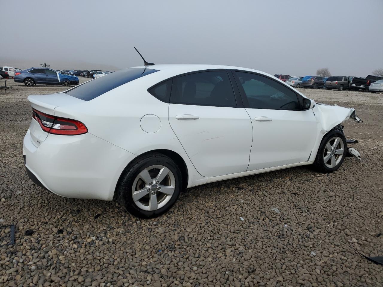 VIN 1C3CDFBB9FD165179 2015 DODGE DART no.3