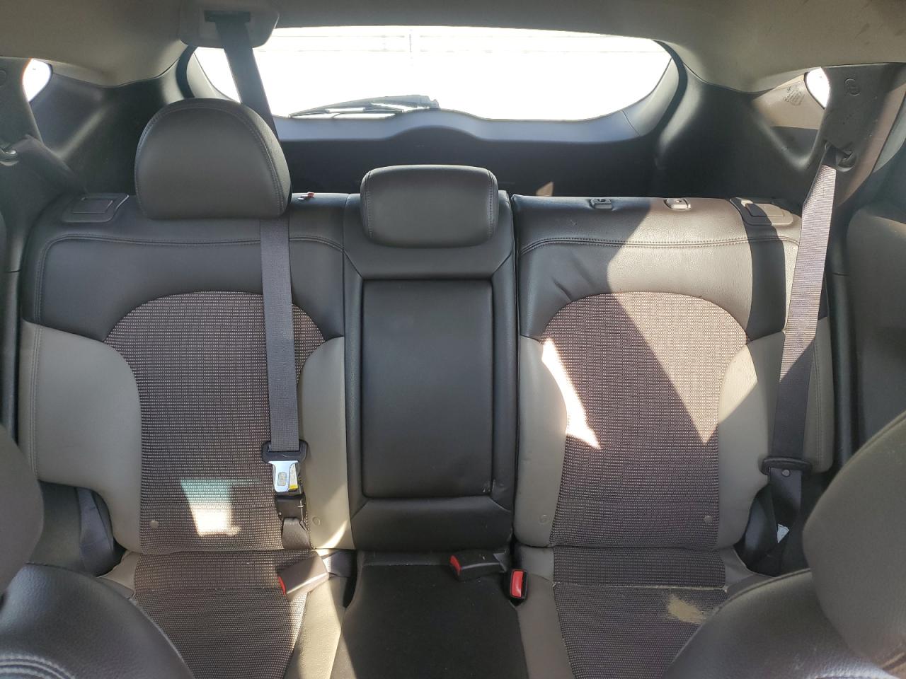 2013 Hyundai Tucson - Image 10