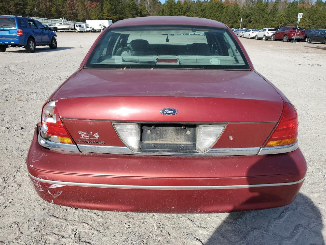 2001 Ford Crown Victoria - Image 6