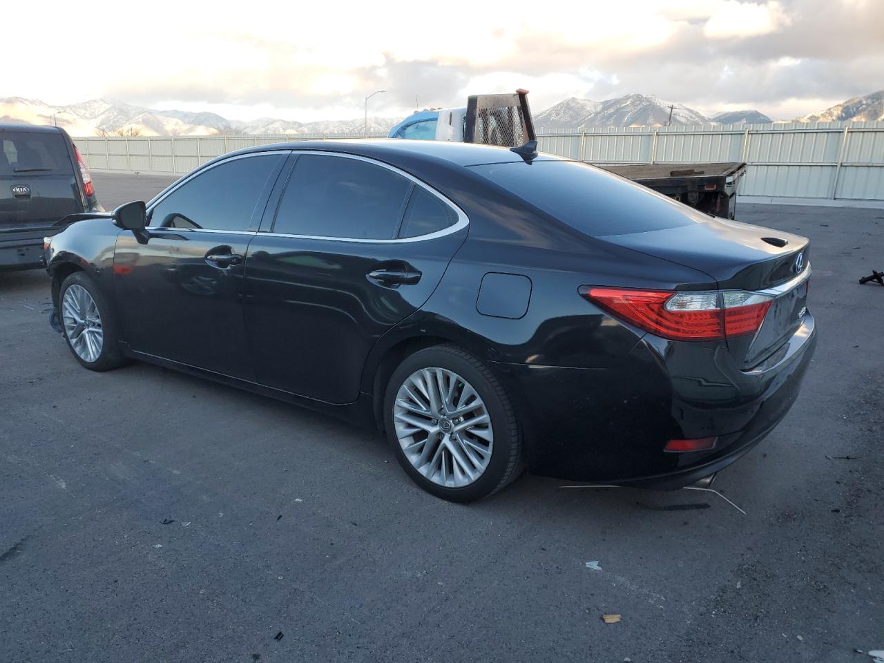 VIN JTHBK1GG4E2150022 2014 LEXUS ES350 no.2