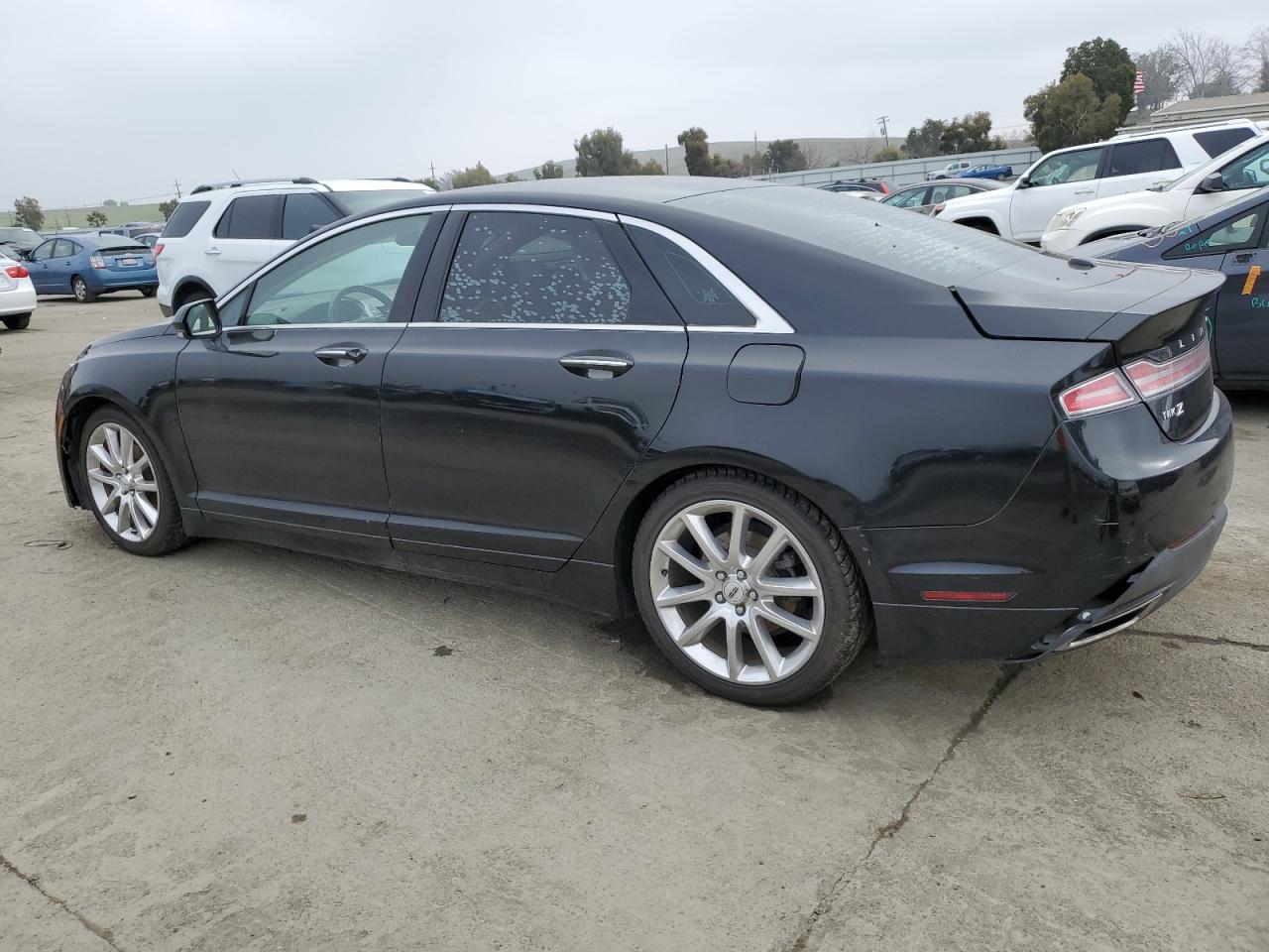 2016 Lincoln MKZ - Image 2