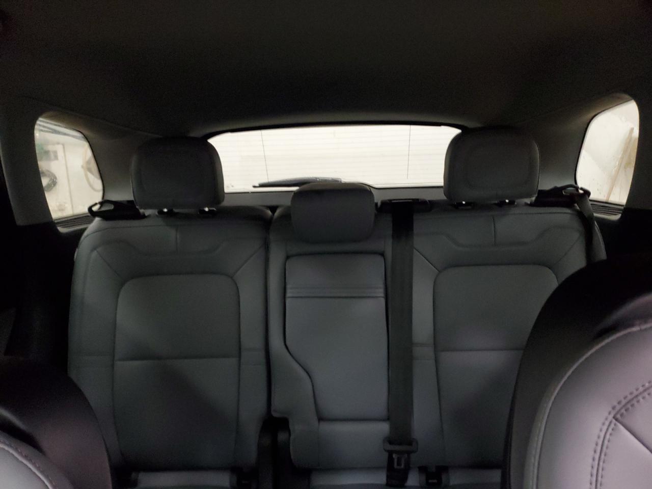 2021 Lincoln Corsair - Image 10