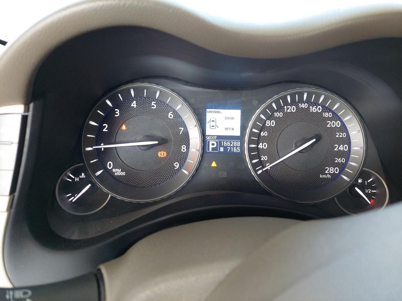JNKBY1AP6EM300157 - 2014 Infi Q70 - #86417134