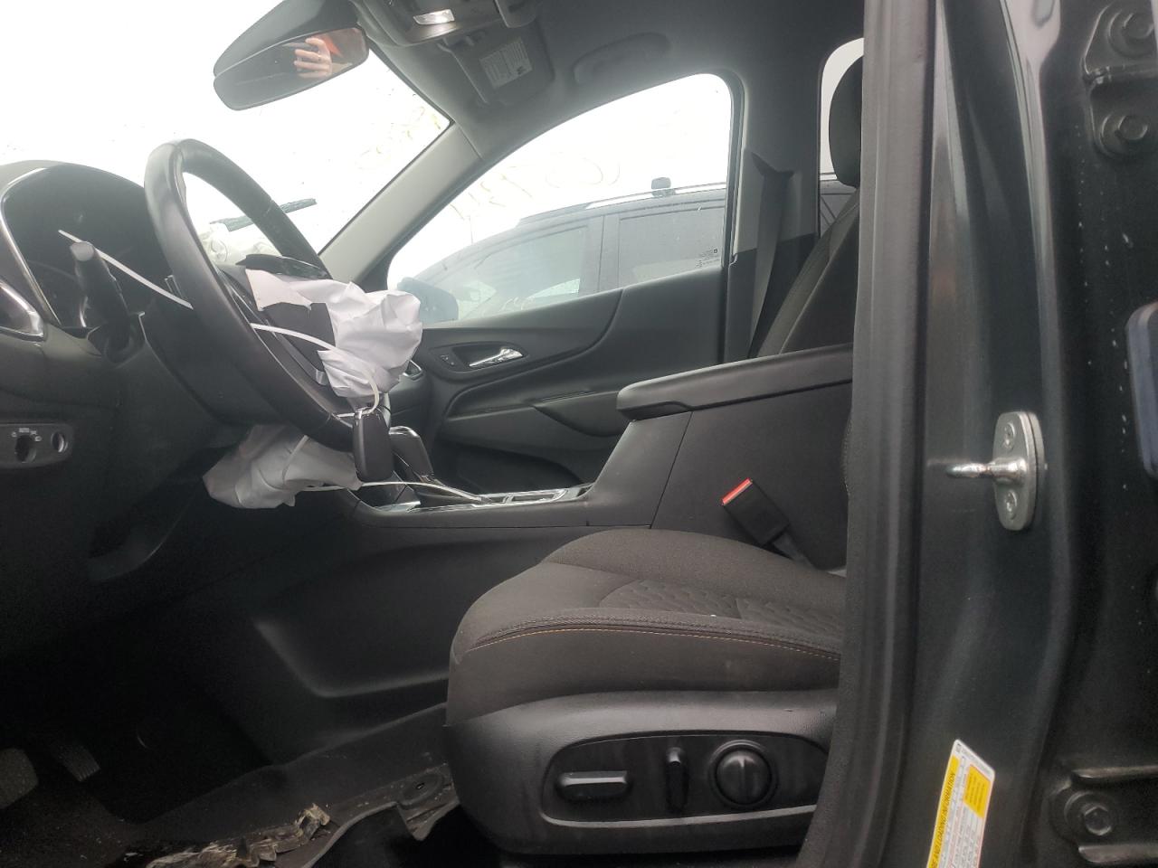 2020 Chevrolet Equinox - Image 7