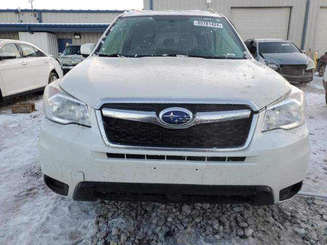  SUBARU FORESTER 2015 Белы