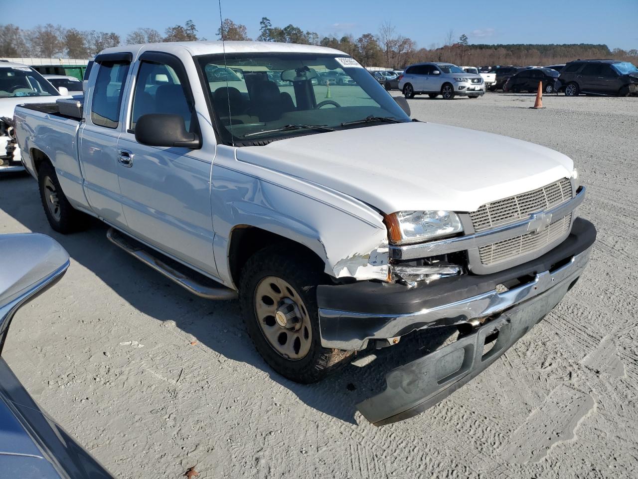 2005 Chevrolet Silverado - Image 4