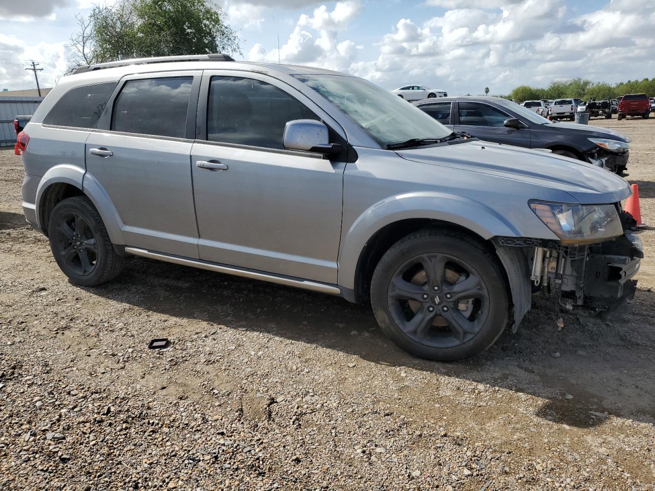 VIN 3C4PDCGB4LT201189 2020 DODGE JOURNEY no.4