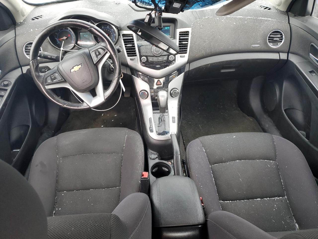 2012 Chevrolet Cruze - Image 8