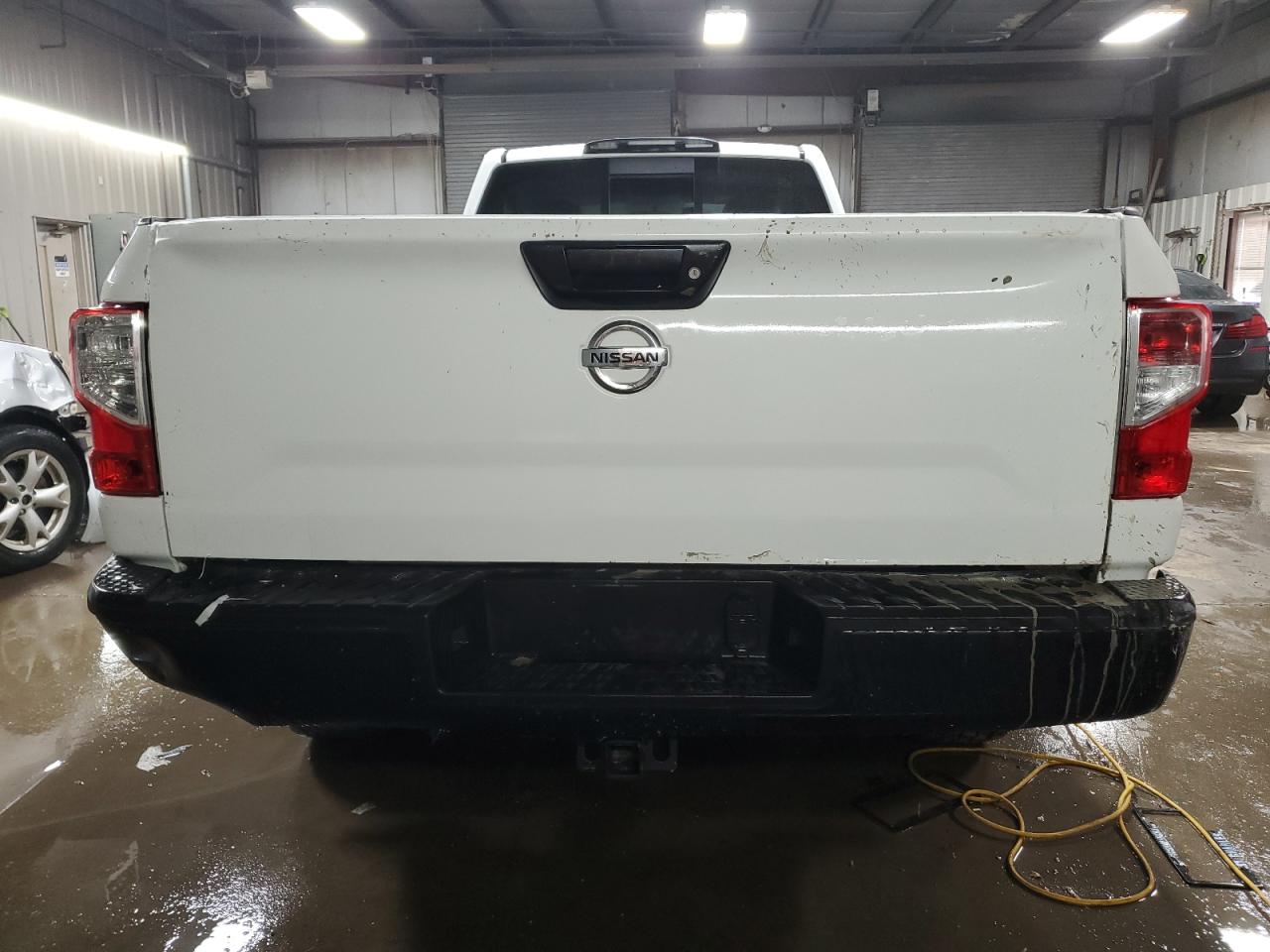 VIN 1N6AA1R84HN559191 2017 NISSAN TITAN no.6