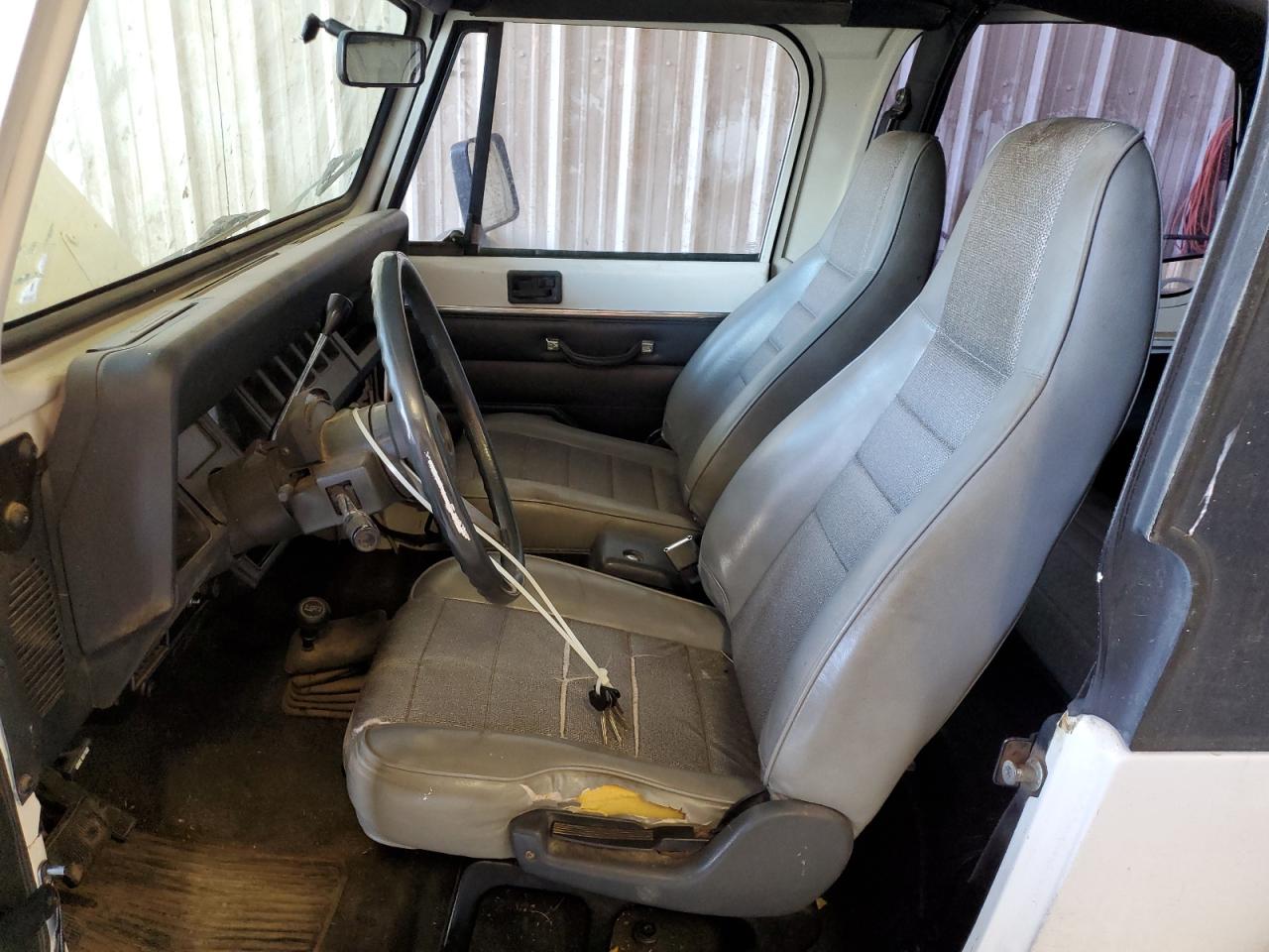 1995 Jeep Wrangler / Yj Se VIN: 1J4FY29SXSP309742 Lot: 82399484