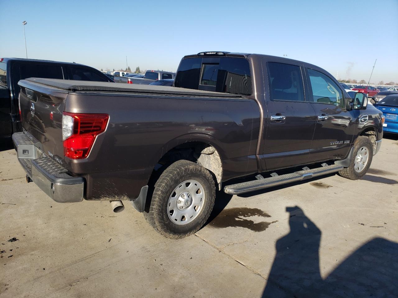 2017 Nissan Titan - Image 3