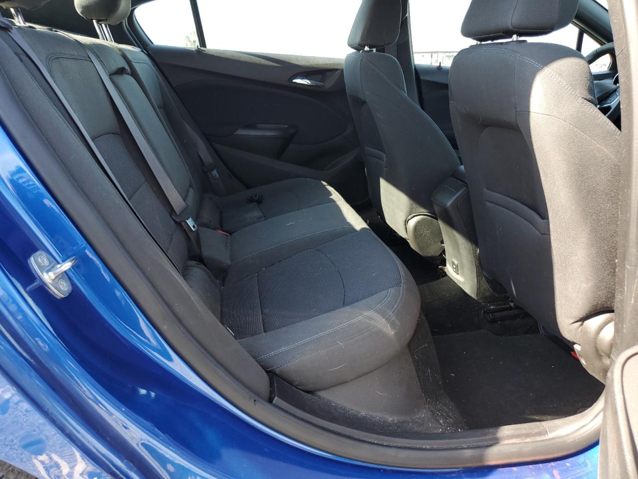 2017 Chevrolet Cruze - Image 10